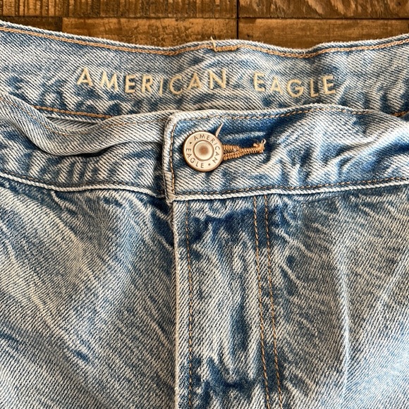 American Eagle Mom Jeans - Picture 4 of 11